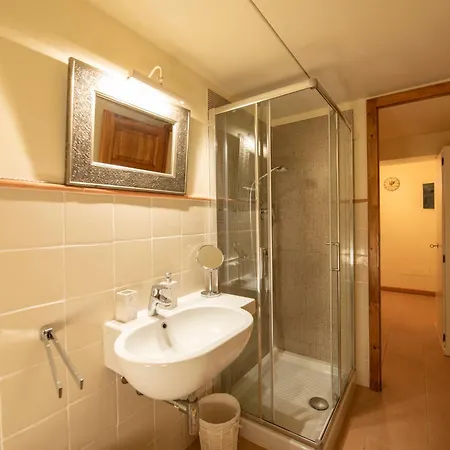 Olive Harmony Apartment Volterra